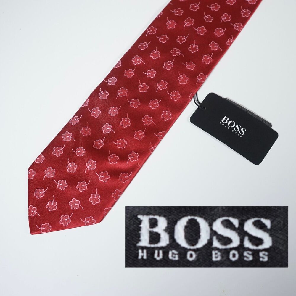 Hugo Boss Tie NWT Flowers Floral Pattern Shiny